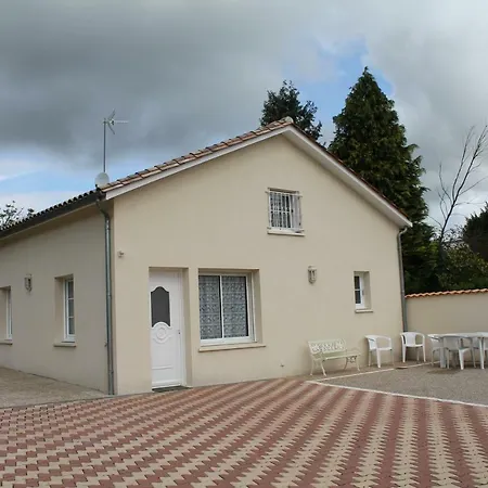 18b Rue Winston Churchill * 종작